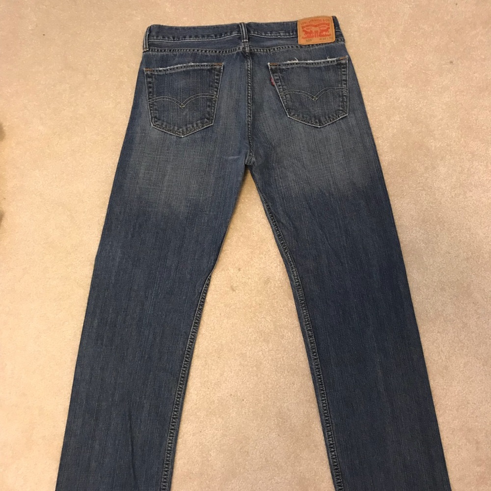 SOLD!   Levis jeans